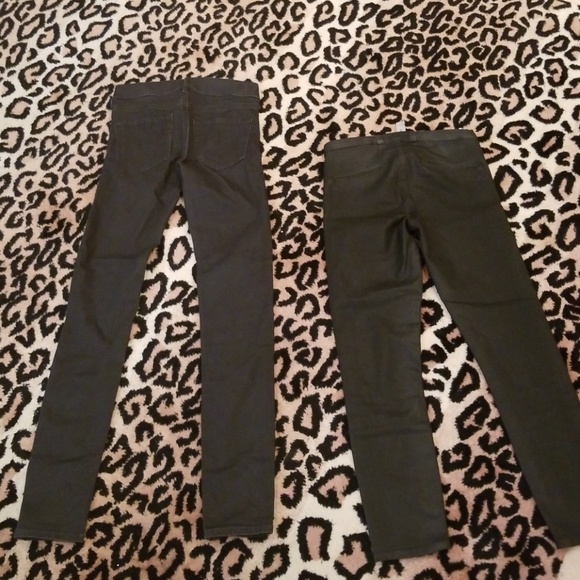 2 pairs of black stretch jeans - Picture 3 of 6
